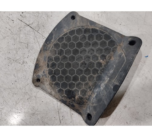 Накладка сетка сабвуфера