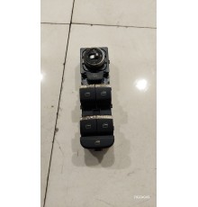 Блок управления стеклоподъемниками (передний левый)