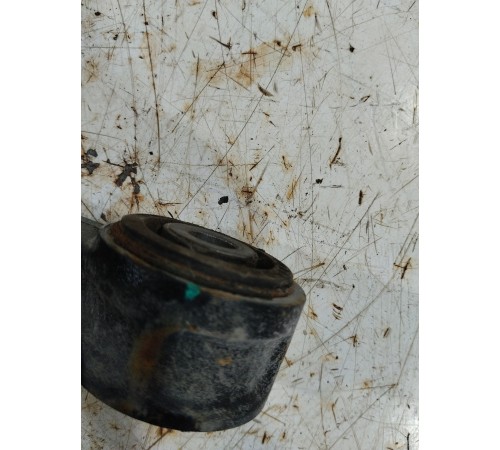 Рычаг подвески передний правый верхний