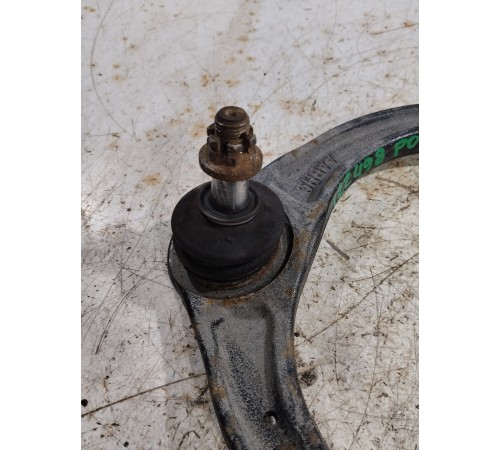 Рычаг подвески передний правый верхний