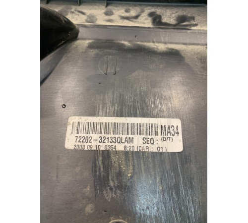 Обшивка двери (передняя, правая)