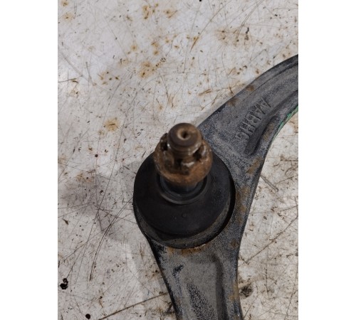 Рычаг подвески передний правый верхний