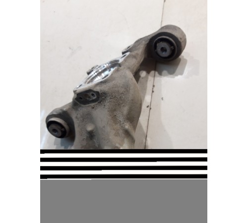 Кулак поворотный(задний, левый)