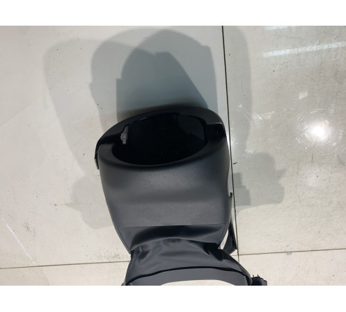 Кожух рулевой колонки