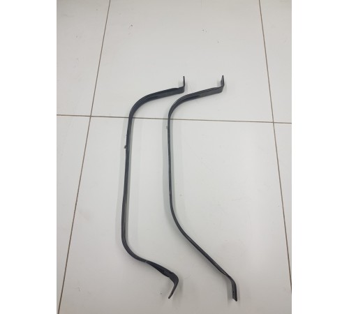 Крепление топливного бака 2шт