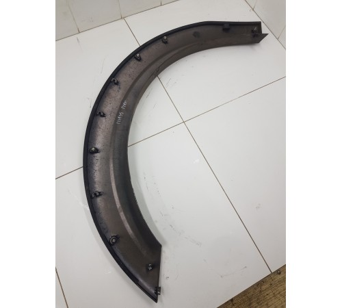 Накладка арки крыла передняя правая