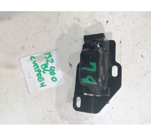 замок задней двери 