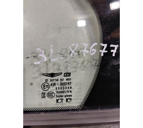 Глухое стекло(заднее левое)