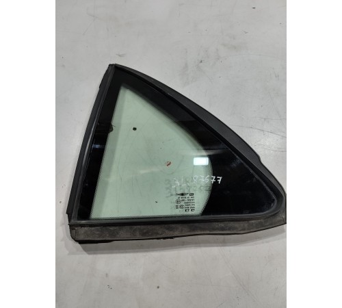 Глухое стекло(заднее левое)