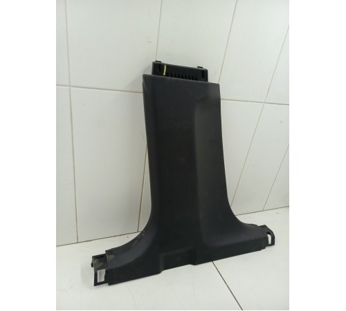 Обшивка центральной стойки левая нижняя