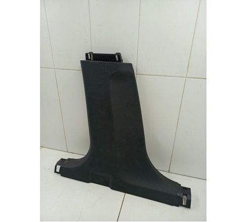 Обшивка центральной стойки левая нижняя