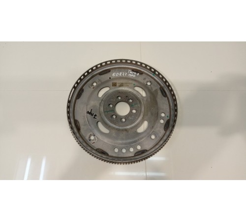 Маховик двигателя