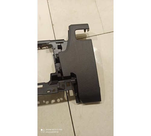 Накладка торпедо (центральная)