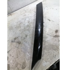 Молдинг лобового стекла левый