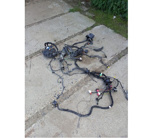 Электропроводка подкапотная с монтажным блоком