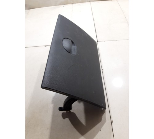 Крышка бардачка откидная