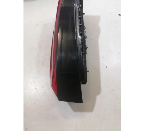 Фонарь задний правый внутренний