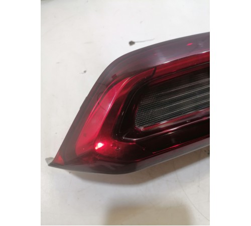 Фонарь задний правый внутренний