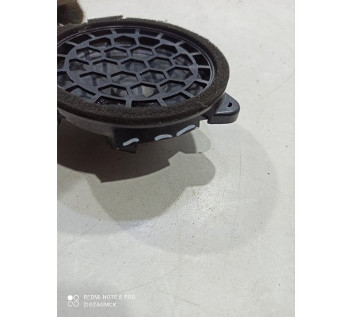 Динамик двери (задний правый)