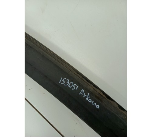 Уплотнитель капота