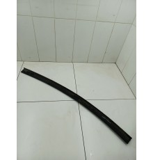 Уплотнитель капота