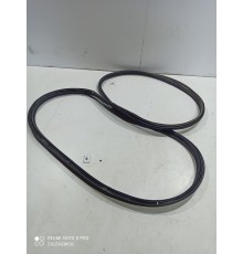 Уплотнитель багажника