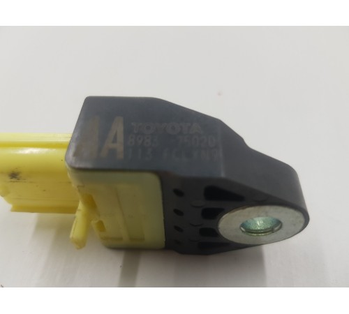 Датчик удара задний левый