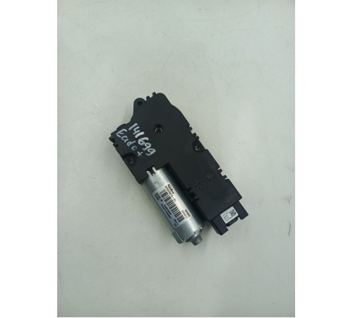 Моторчик люка передний