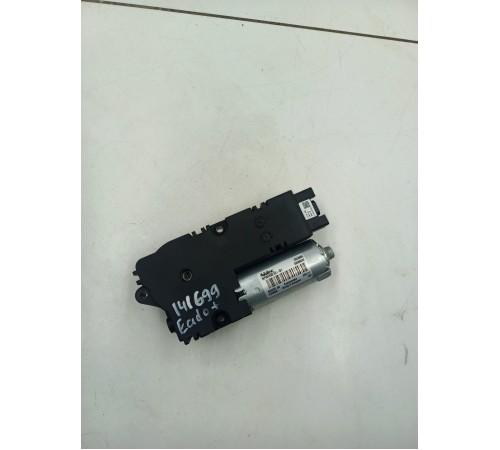 Моторчик люка передний