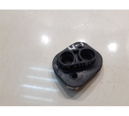 Изолирующая втулка отопителя салона