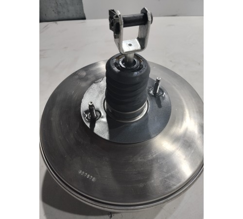 Вакуумный усилитель тормозов