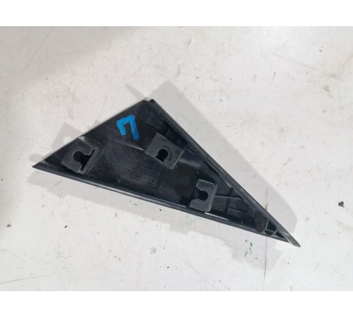 Молдинг (уголок) двери левый