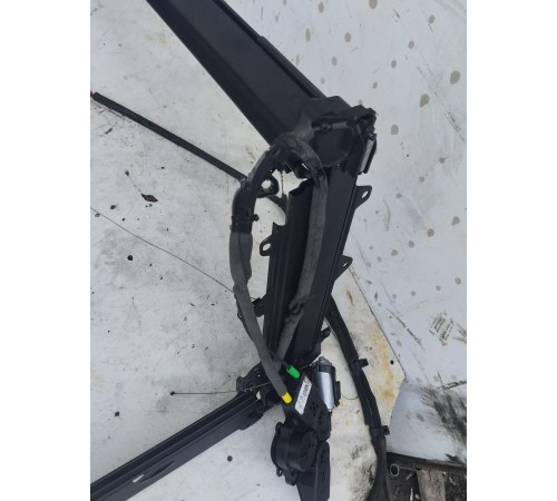 Электрошторка багажника задняя левая