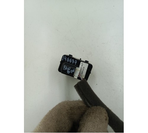 Кнопка стеклоподьемника передняя правая