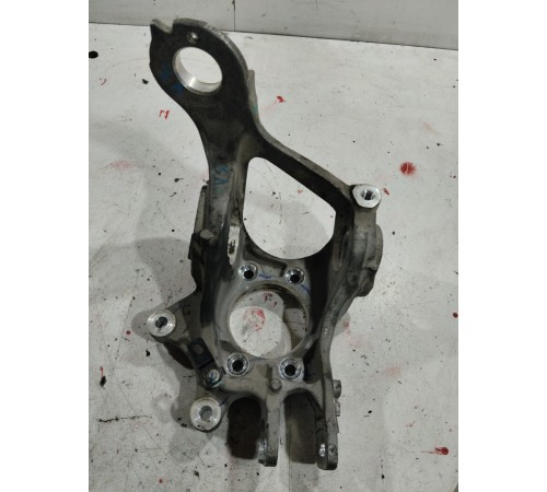 Кулак поворотный(задний левый)