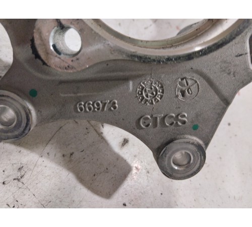 Кулак поворотный(задний левый)