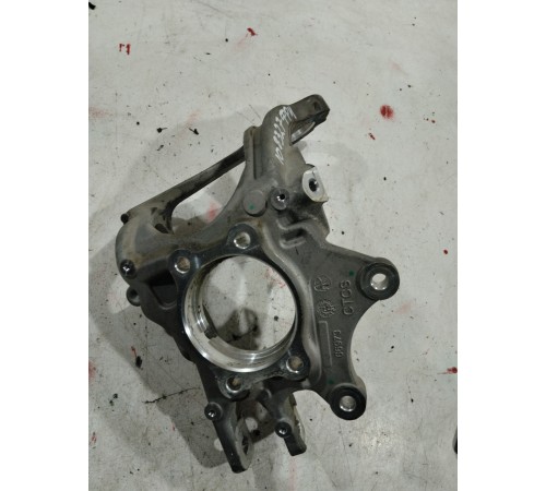 Кулак поворотный(задний левый)