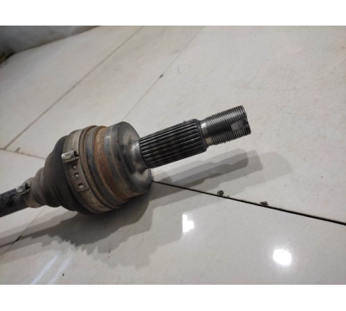 Привод (полуось) (задний, правый)