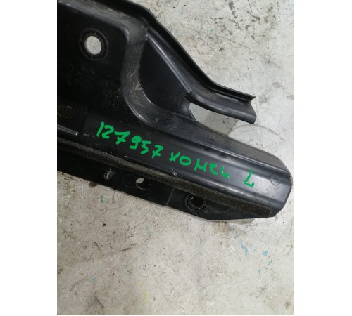 Накладка крыла левая