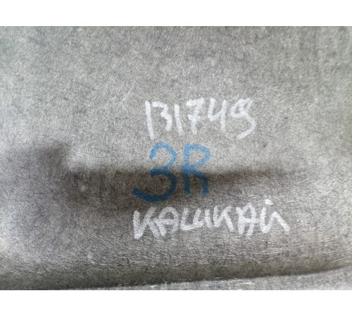 Обшивка багажника правая