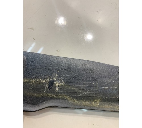 Пыльник передний правый