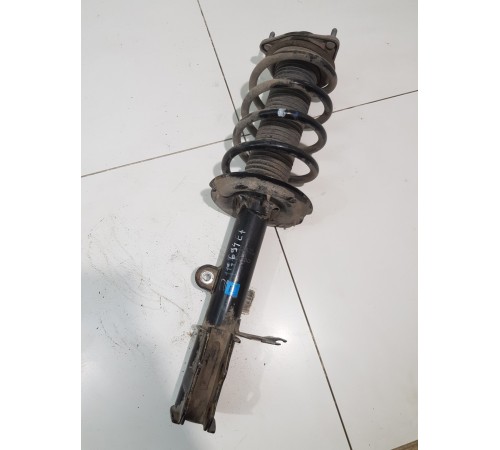 Амортизатор подвески передний правый в сборе