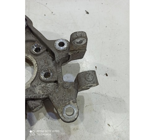 Кулак поворотный(задний правый)