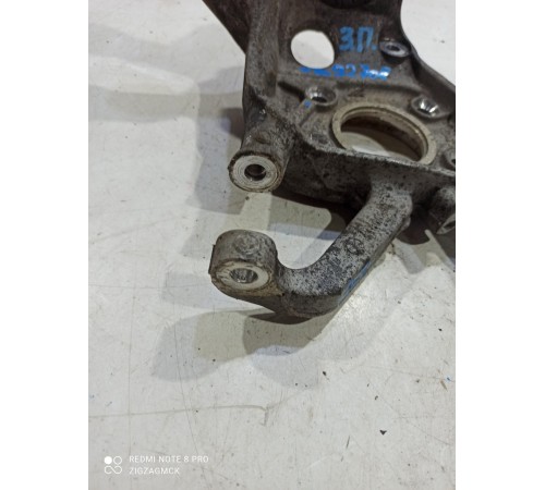 Кулак поворотный(задний правый)