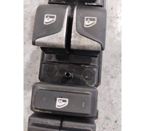 Блок управления стеклоподъемниками передний левый