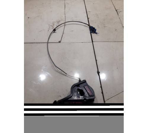 Замок правой сдвижной двери передний