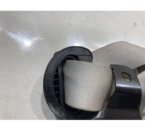 Ремень безопасности (задний, левый)