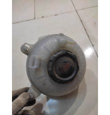 Расширительный бачок охлаждающей жидкости