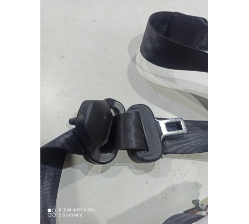 Ремень безопасности (задний правый)