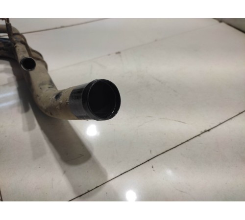 Горловина топливного бака